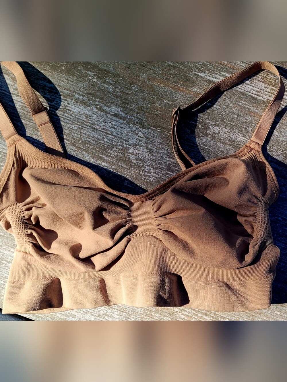 SKIMS Wireless Seamless Brown Bra